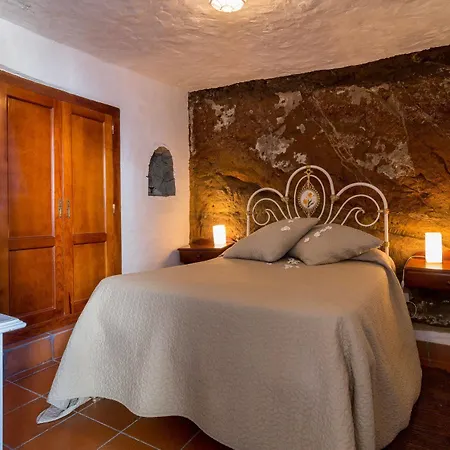 Casa Cueva El Caidero Country house
