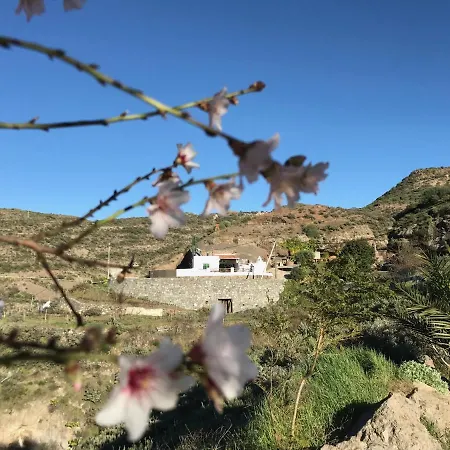 Casa Cueva El Caidero Artenara